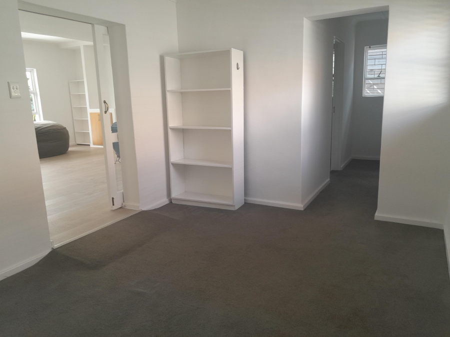 To Let 1 Bedroom Property for Rent in Pinelands Western Cape